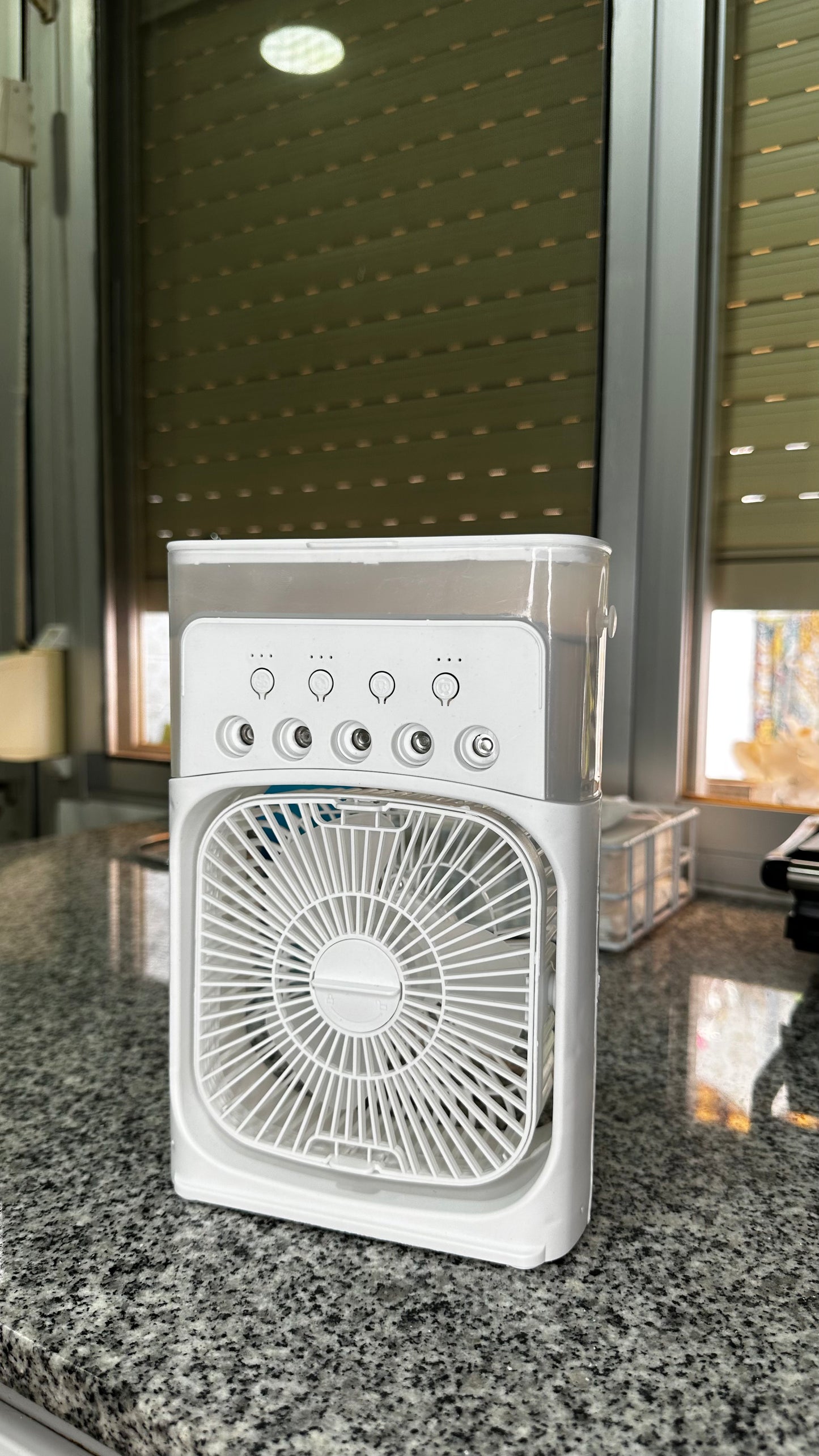 🌬️ Nuevo Ventilador 3 en 1: Enfría, Humidifica e Ilumina 🌈
